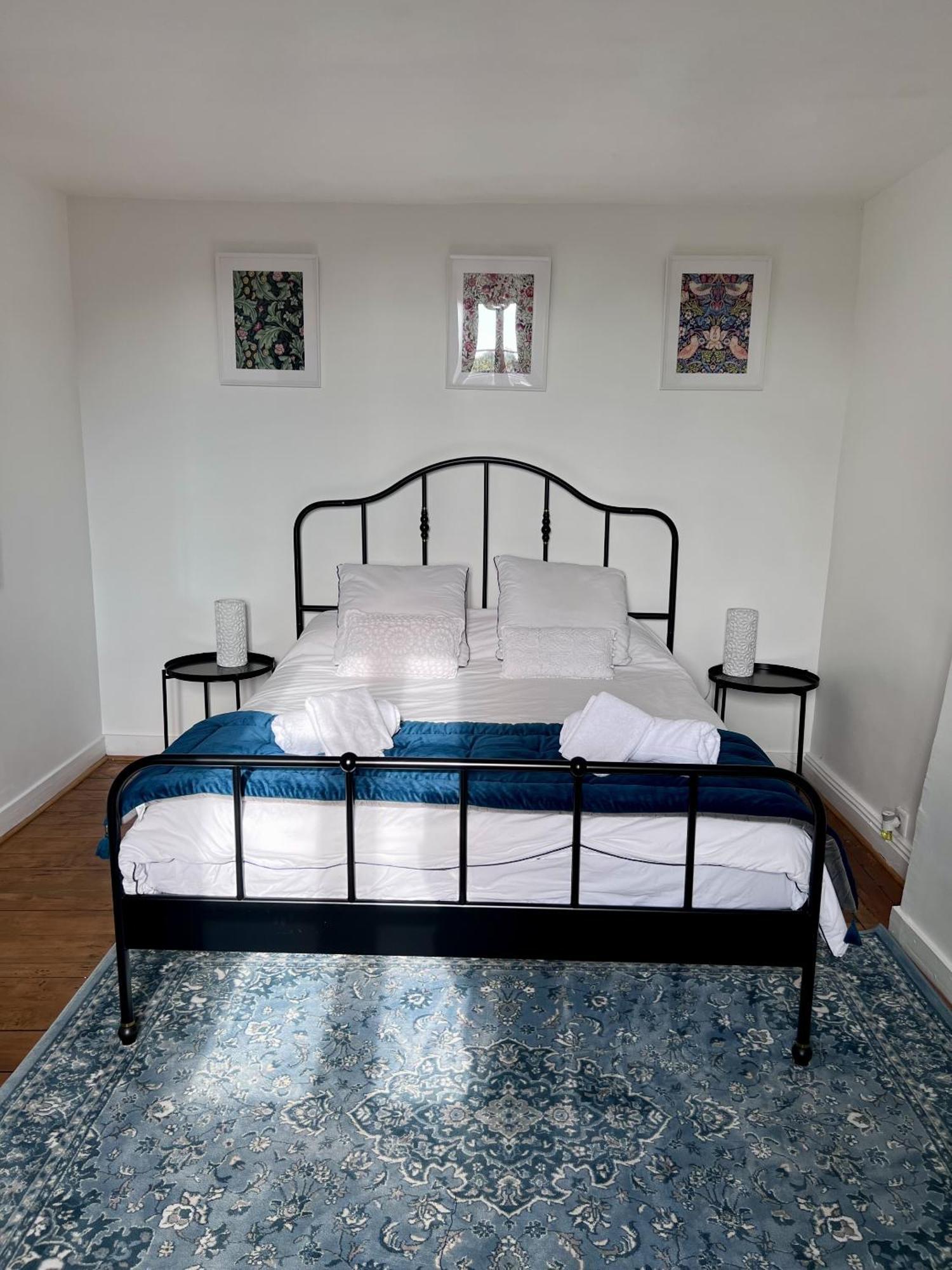 Maison Pol Amboise Bilik gambar
