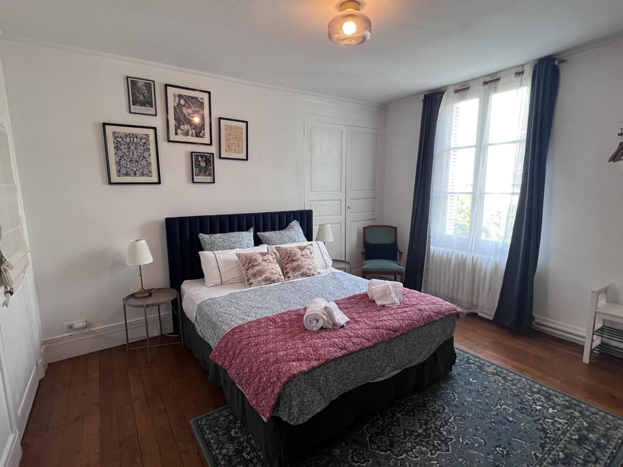 Maison Pol Amboise Bilik gambar